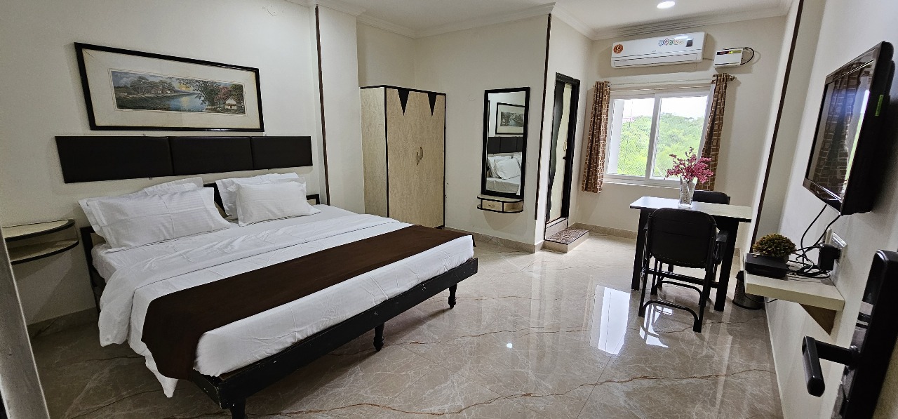 Deluxe Room 4 - Kodali Guest Suites